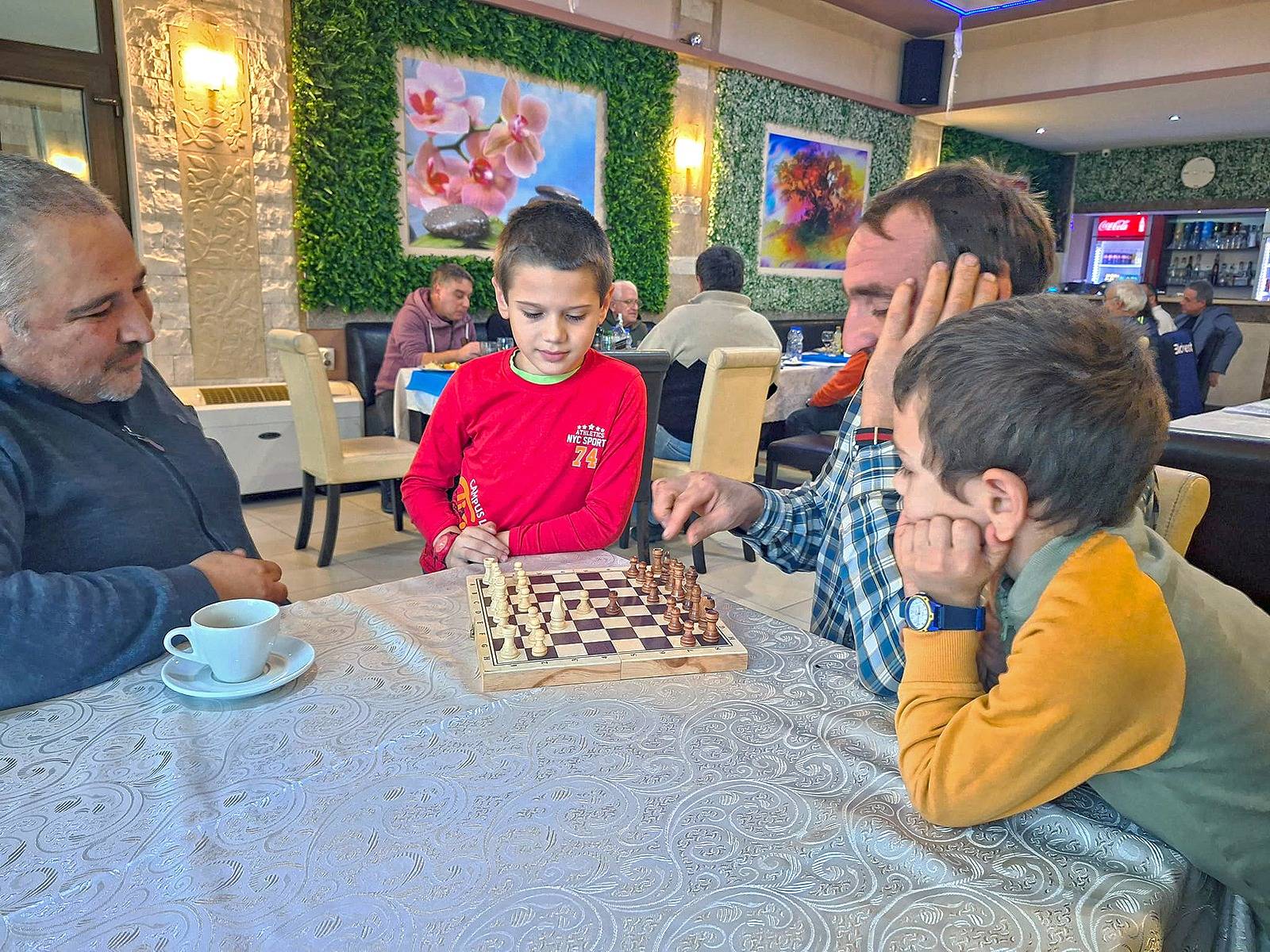 Учредиха шахматен клуб в Мездра